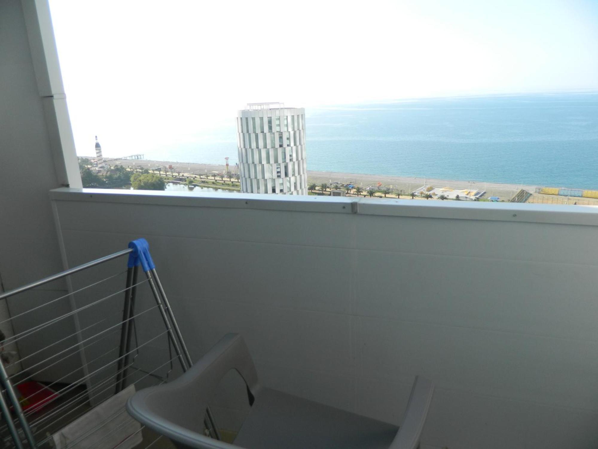 Апартамент С Видом На Море Batumi Exterior foto